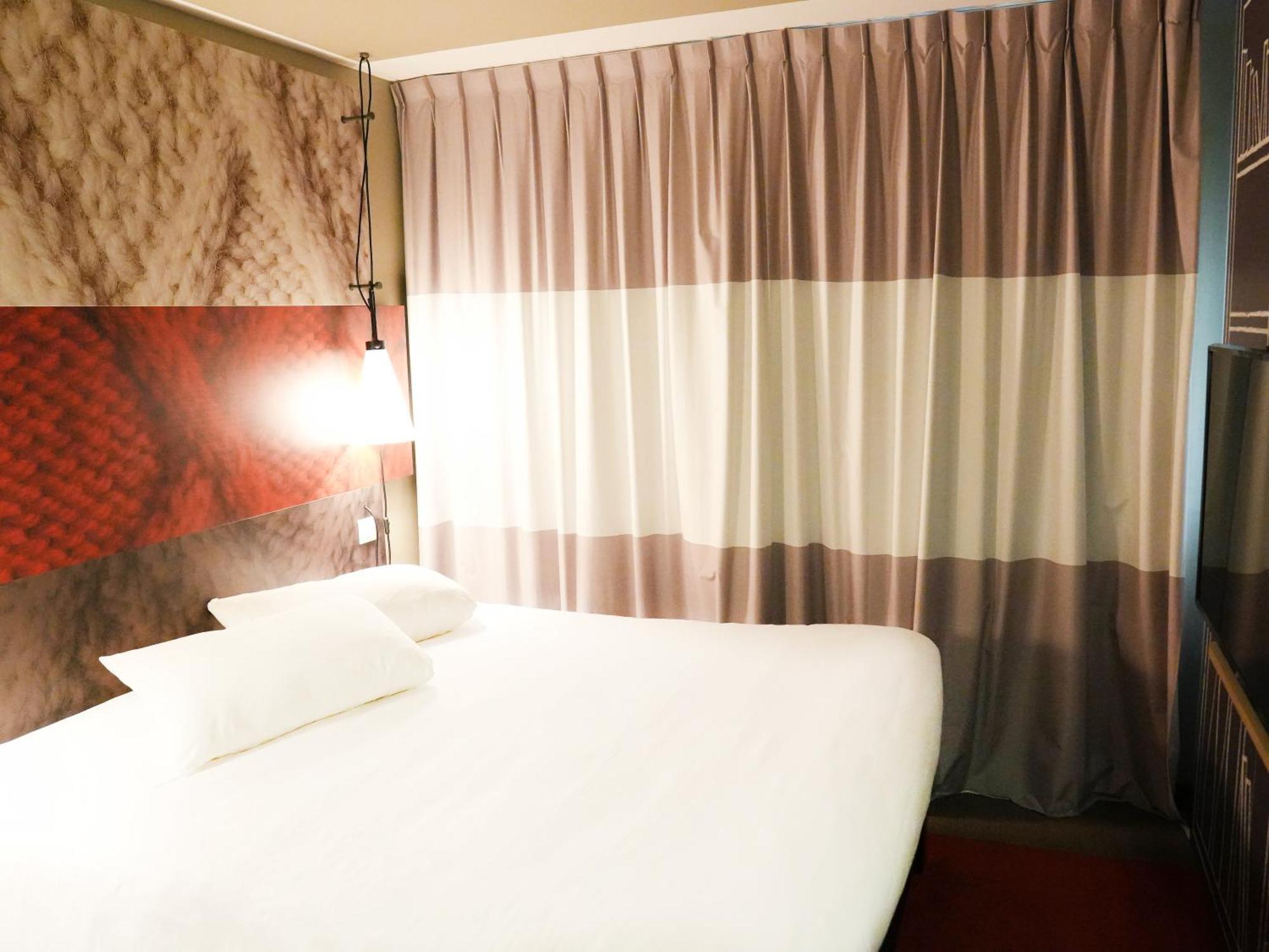 Ibis Caen Porte D'Angleterre Bagian luar foto